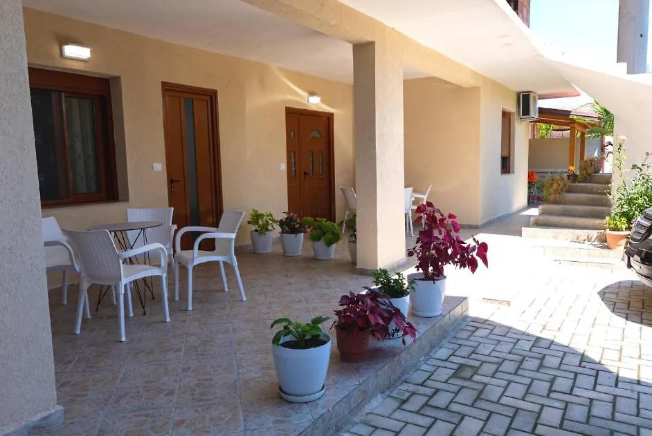 公寓 Deja Blue Vila Vlorë 阿尔巴尼亚