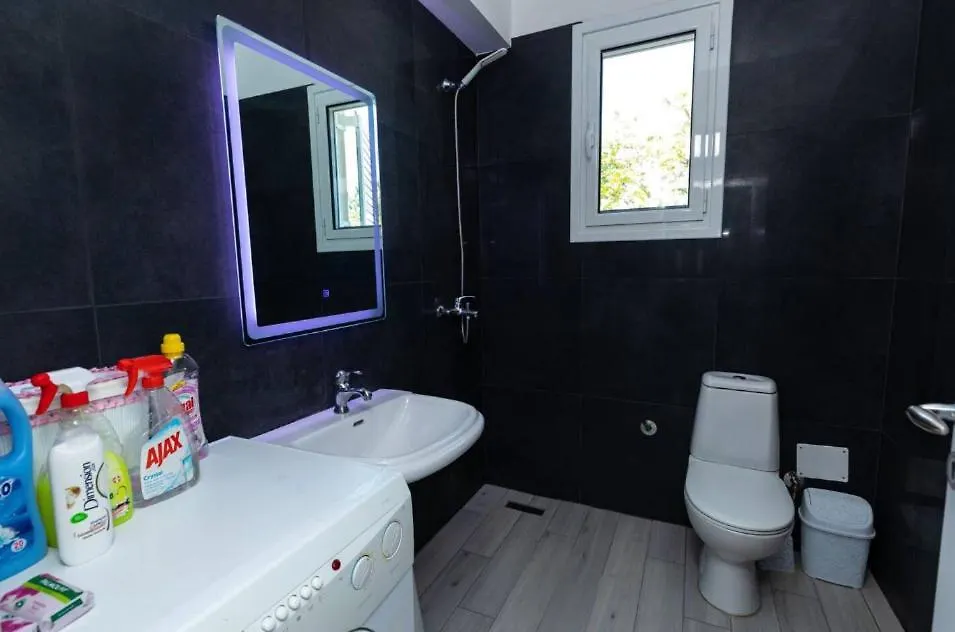 Deja Blue Vila Vlorë アパート