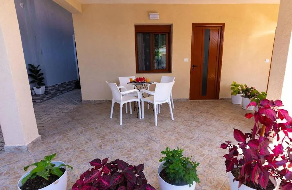 Deja Blue Vila Vlorë 公寓